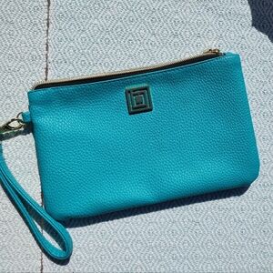 *Liz Claiborne teal tech wristlet